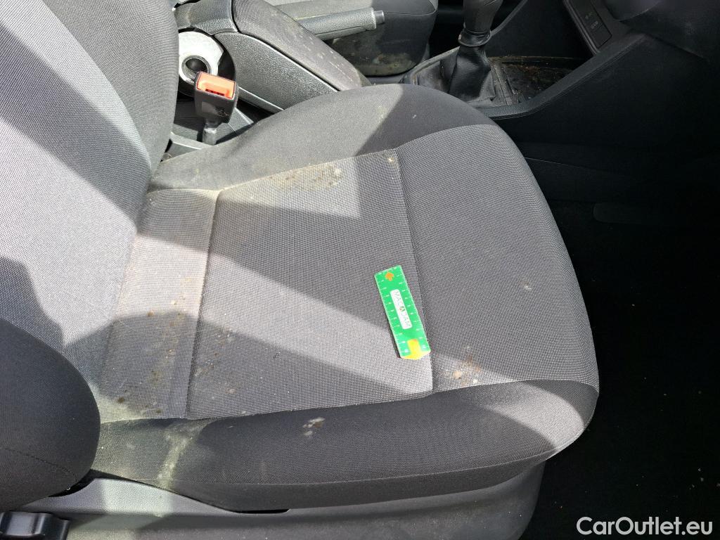  Volkswagen  Caddy VOLKSWAGEN  Van VU 4p Fourgonnette 2.0 TDI 75 Business Line #23