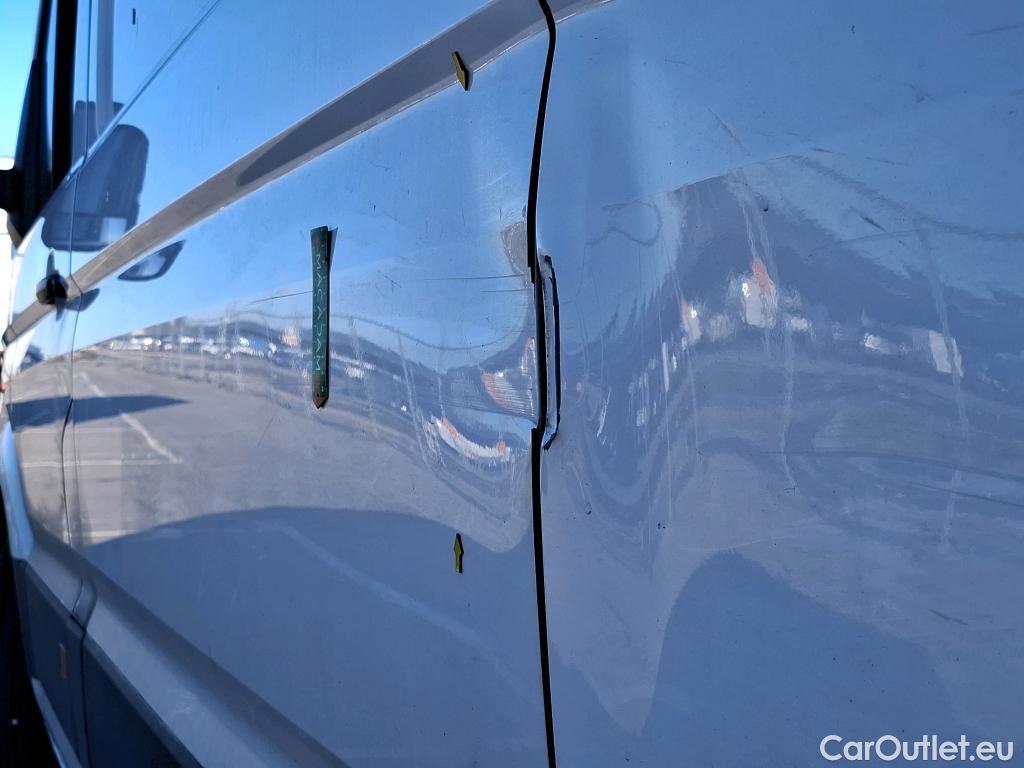  Volkswagen  Crafter VOLKSWAGEN  / 2017 / 4P / Fourgon tôlé 2.0TDI 140 30 L3H3 Business #59