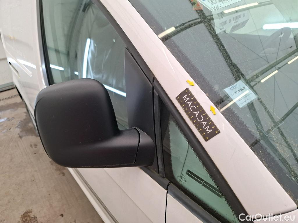  Volkswagen  Caddy VOLKSWAGEN  Maxi Van VU 4p Fourgonnette 20 TDI MAXI 102 #4