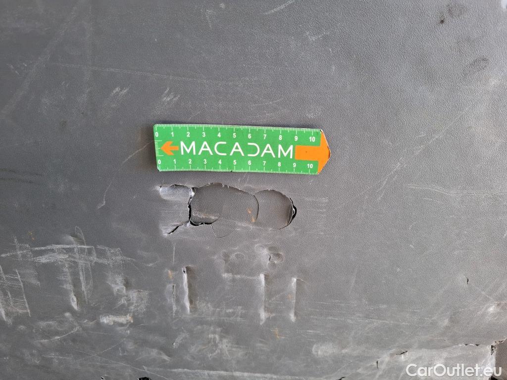  Volkswagen  Crafter VOLKSWAGEN  / 2017 / 4P / Fourgon tôlé 2.0TDI 140 30 L3H3 Business #150