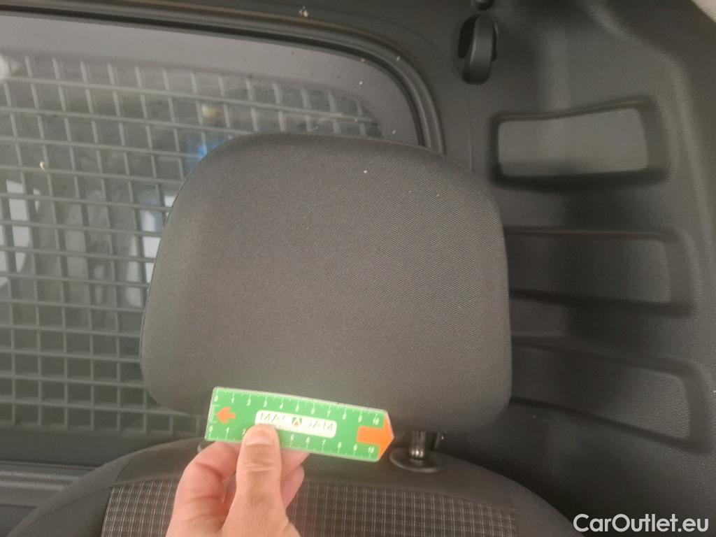  Volkswagen  Caddy VOLKSWAGEN  Cargo / 2020 / 4P / Fourgonnette 1.5 TSI 114ch DSG Business Plus #26