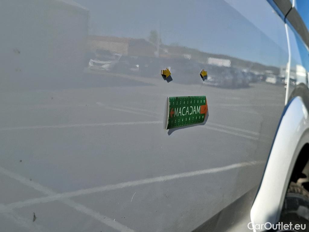  Volkswagen  Crafter VOLKSWAGEN  / 2017 / 4P / Fourgon tôlé 2.0TDI 140 30 L3H3 Business #87