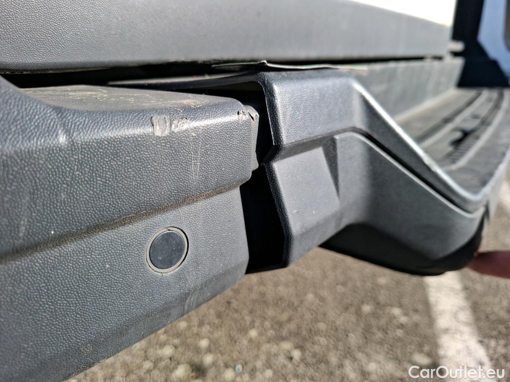  Volkswagen  Crafter VOLKSWAGEN  / 2017 / 4P / Fourgon tôlé 2.0TDI 140 30 L3H3 Business #182