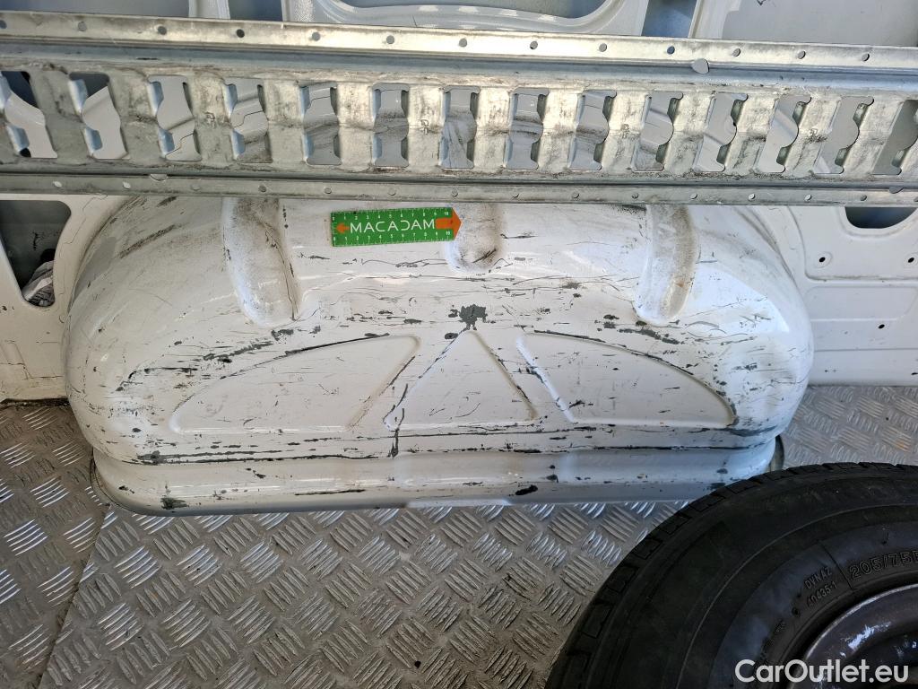  Volkswagen  Crafter VOLKSWAGEN  / 2017 / 4P / Fourgon tôlé 2.0TDI 140 30 L3H3 Business #172