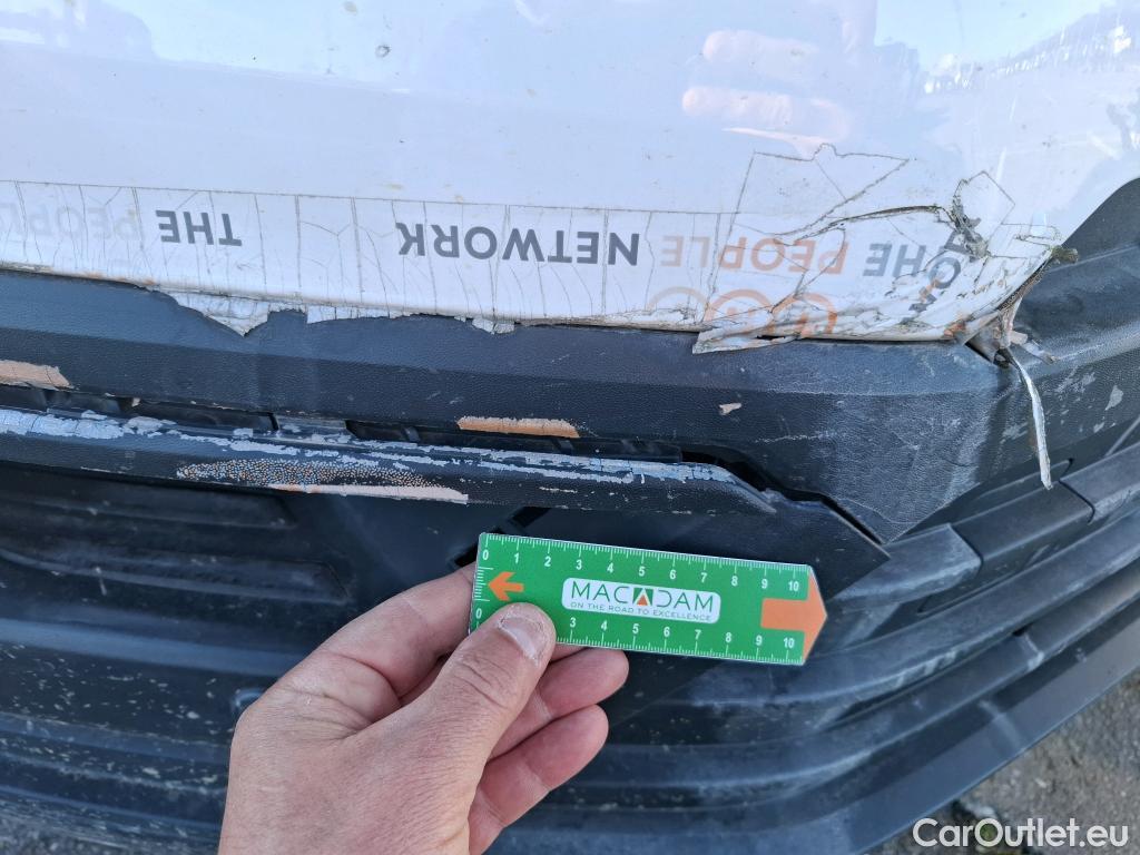  Volkswagen  Crafter  Fourgon Fourgon 35 lang mit Hochdach FWD 2.0 100CV BVM6 #66