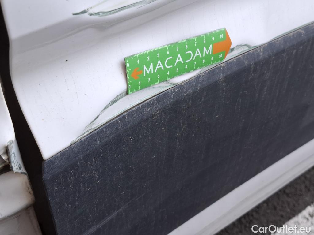  Volkswagen  Crafter VOLKSWAGEN  / 2017 / 4P / Fourgon tôlé 2.0 TDI 140 35 L3H3 Business Line #34