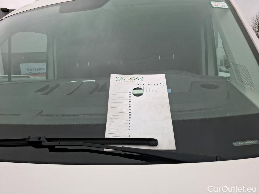  Volkswagen  Crafter VOLKSWAGEN  / 2017 / 4P / Fourgon tôlé 2.0 TDI 140 35 L3H3 Business Line #39