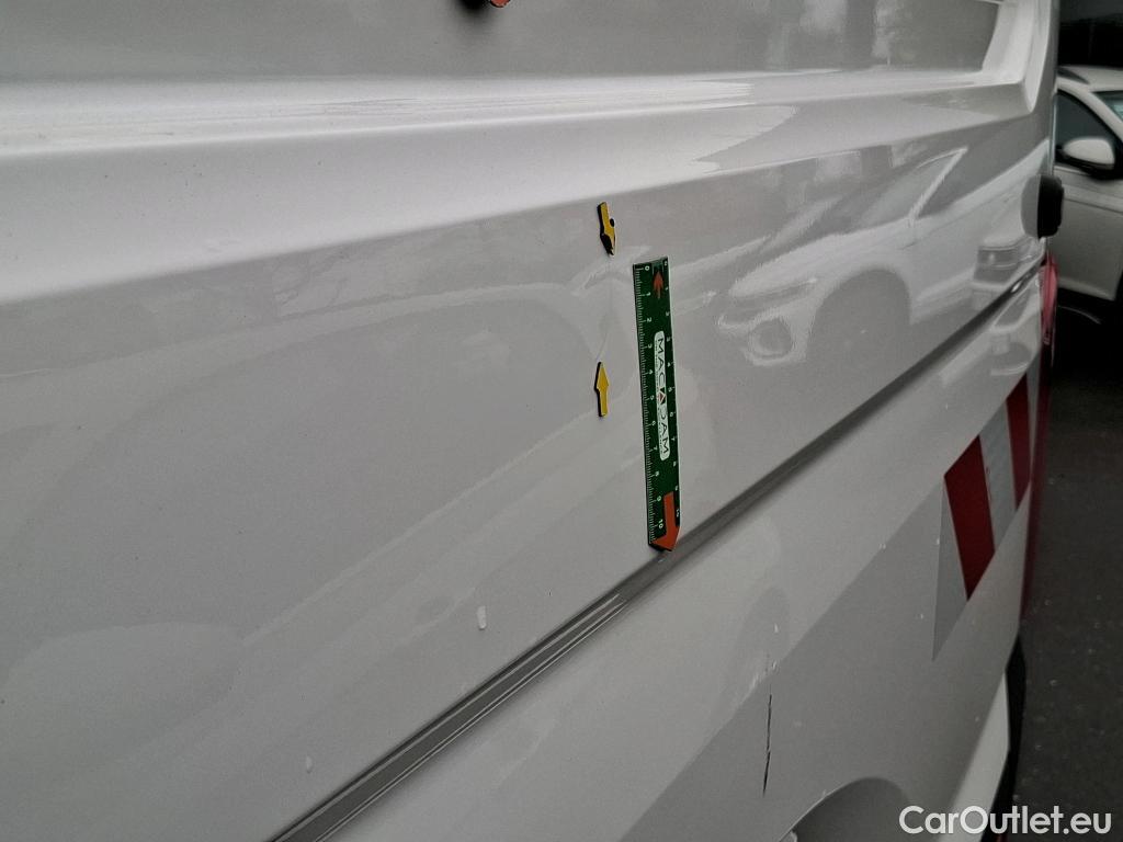  Volkswagen  Crafter VOLKSWAGEN  / 2017 / 4P / Fourgon tôlé 2.0 TDI 140 35 L3H3 Business Line #14