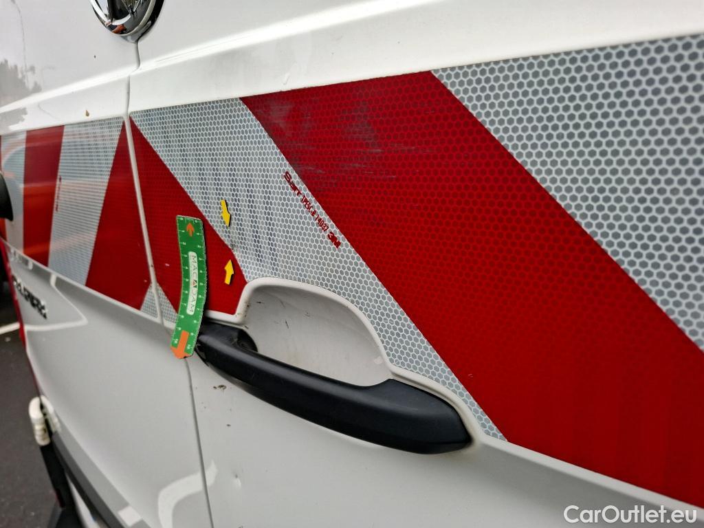  Volkswagen  Crafter VOLKSWAGEN  / 2017 / 4P / Fourgon tôlé 2.0 TDI 140 35 L3H3 Business Line #28