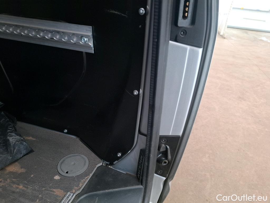  Volkswagen  Transporter T6  Fourgon 2.0 100CV BVM5 #69