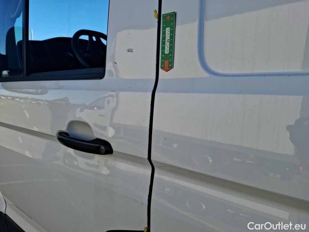  Volkswagen  Crafter  Fourgon Fourgon 35 lang mit Hochdach FWD 2.0 100CV BVM6 #39