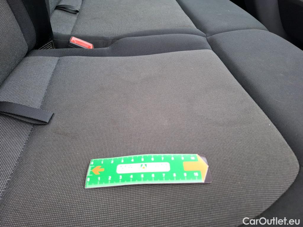  Volkswagen  Crafter VOLKSWAGEN  / 2017 / 4P / Fourgon tôlé 2.0 TDI 140 35 L3H3 Business Line #52