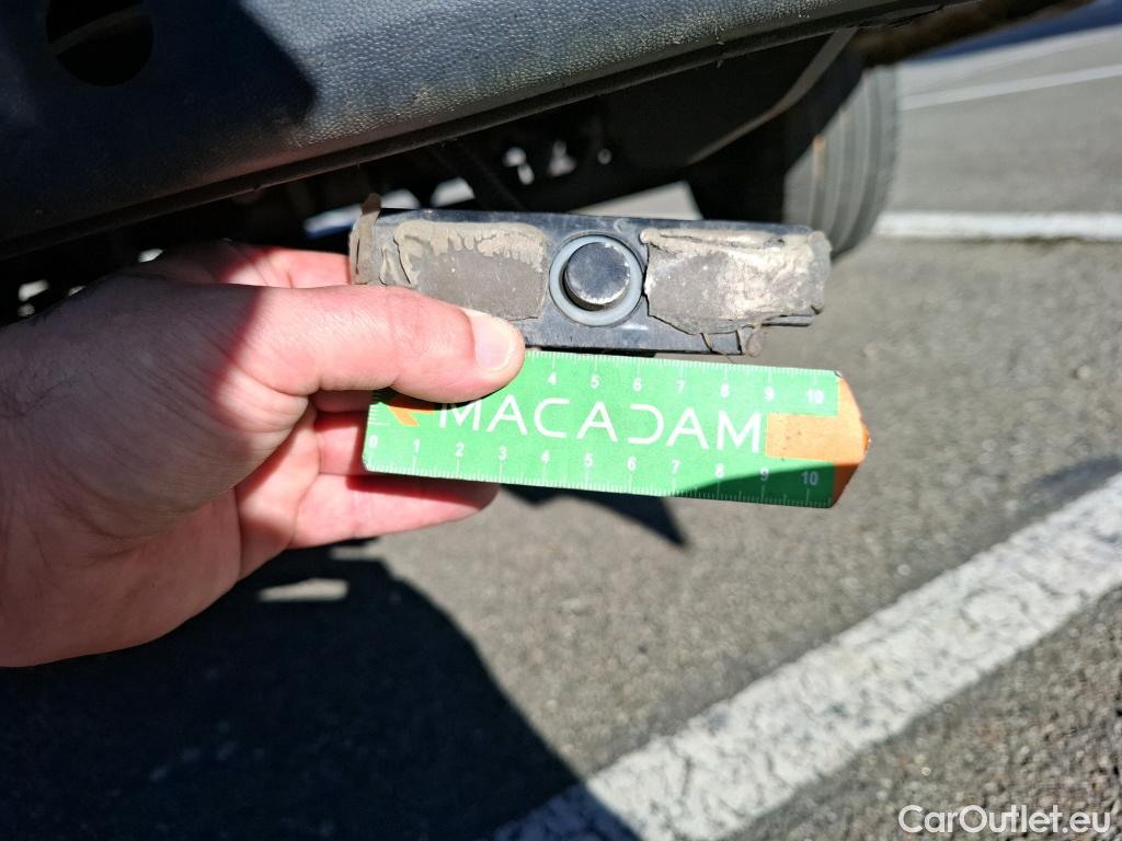  Volkswagen  Crafter VOLKSWAGEN  / 2017 / 4P / Fourgon tôlé 2.0TDI 140 30 L3H3 Business #185