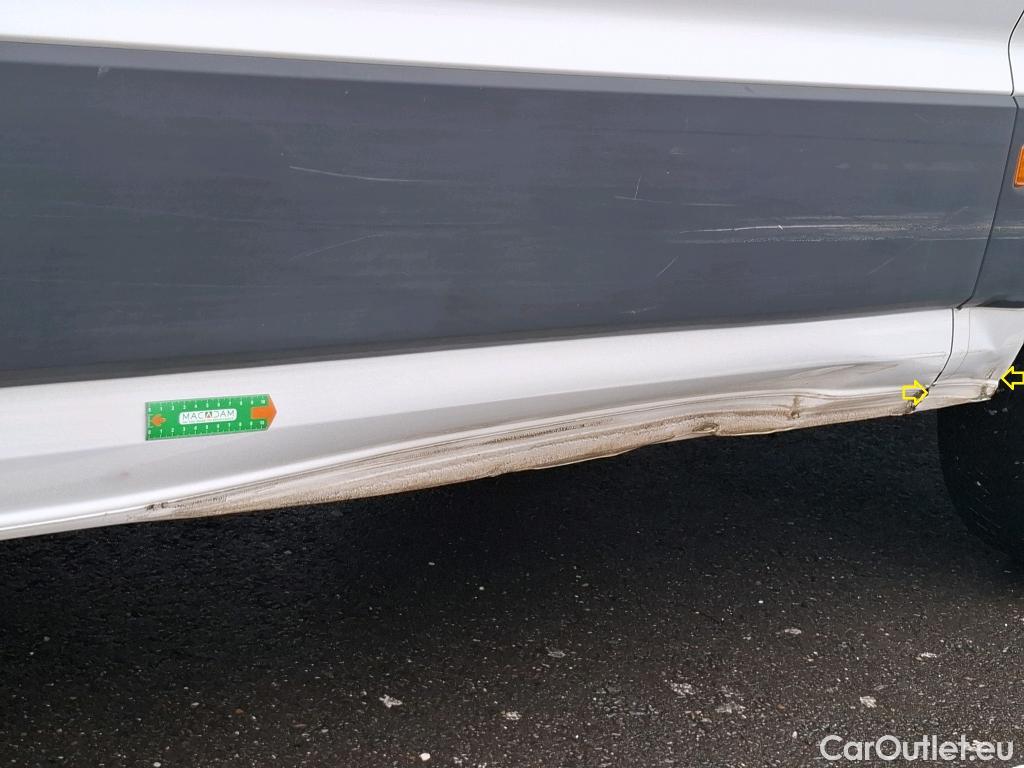  Volkswagen  Crafter VOLKSWAGEN  / 2017 / 4P / Fourgon tôlé 2.0 TDI 140 35 L3H3 Business Line #17