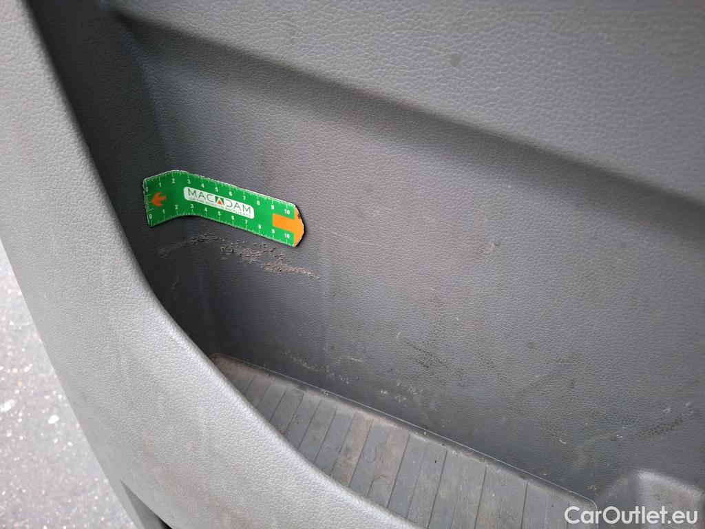  Volkswagen  Crafter VOLKSWAGEN  / 2017 / 4P / Fourgon tôlé 2.0 TDI 140 35 L3H3 Business Line #41