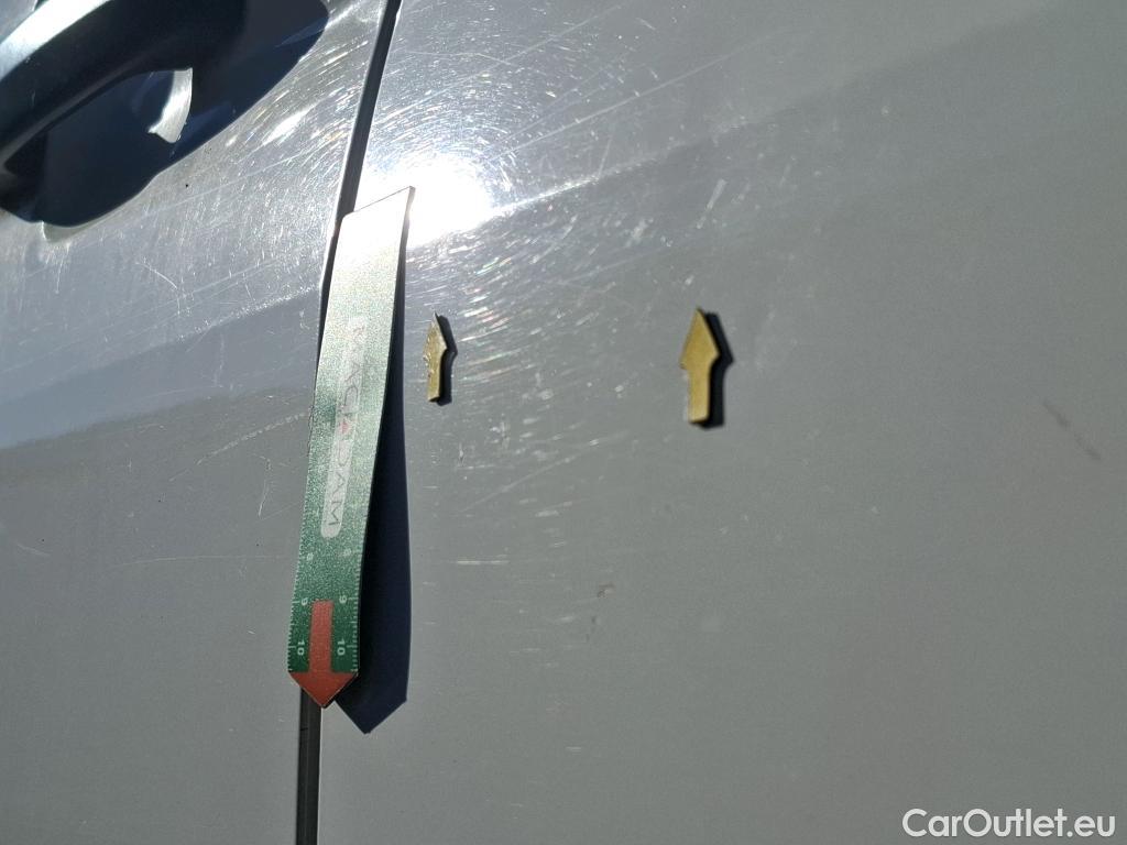  Volkswagen  Crafter  Fourgon Fourgon 35 lang mit Hochdach FWD 2.0 100CV BVM6 #72