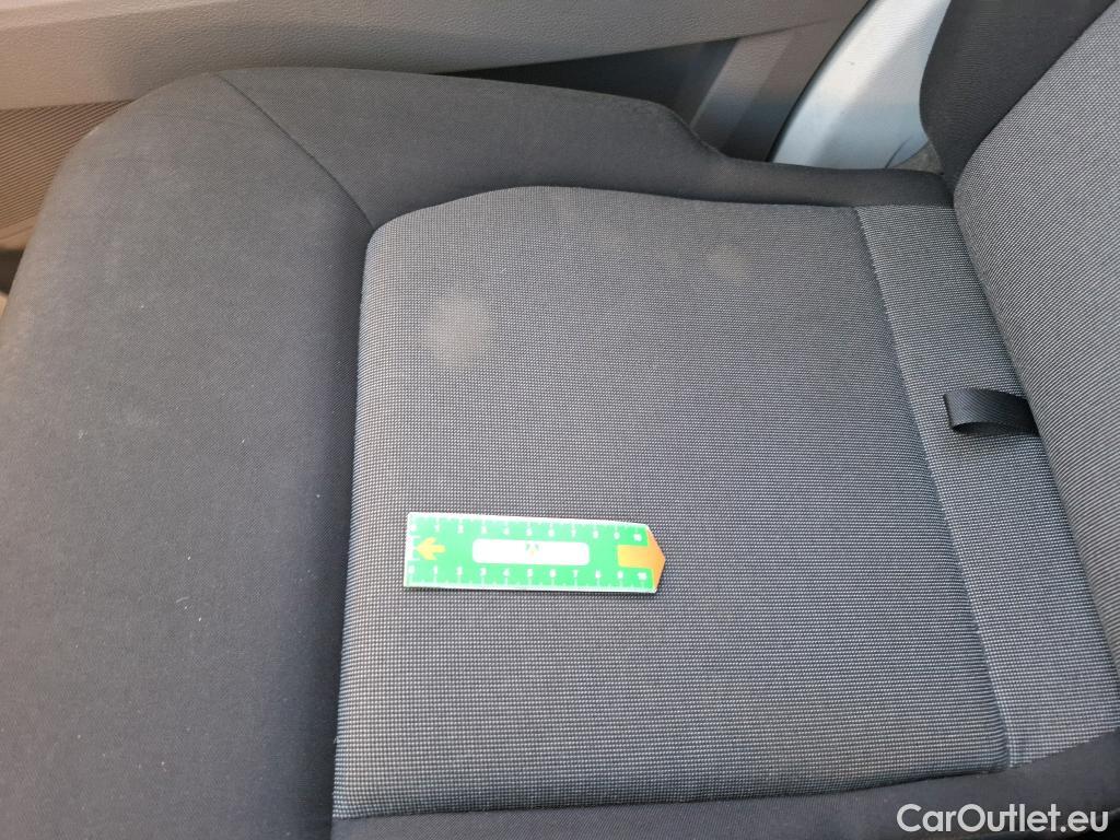  Volkswagen  Crafter  Fourgon Fourgon 35 lang mit Hochdach FWD 2.0 100CV BVM6 #86