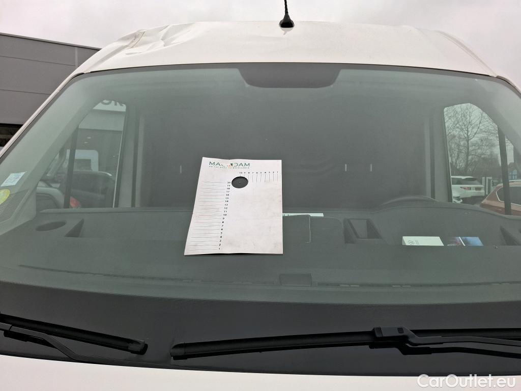  Volkswagen  Crafter VOLKSWAGEN  / 2017 / 4P / Fourgon tôlé 2.0 TDI 140 35 L3H3 Business Line #37