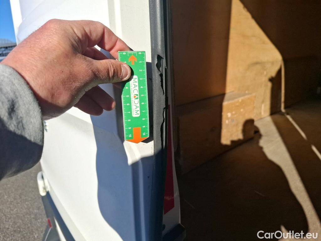  Volkswagen  Crafter  Fourgon Fourgon 35 lang mit Hochdach FWD 2.0 100CV BVM6 #81