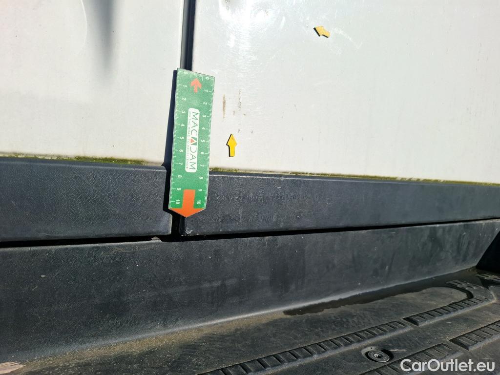  Volkswagen  Crafter  Fourgon Fourgon 35 lang mit Hochdach FWD 2.0 100CV BVM6 #22