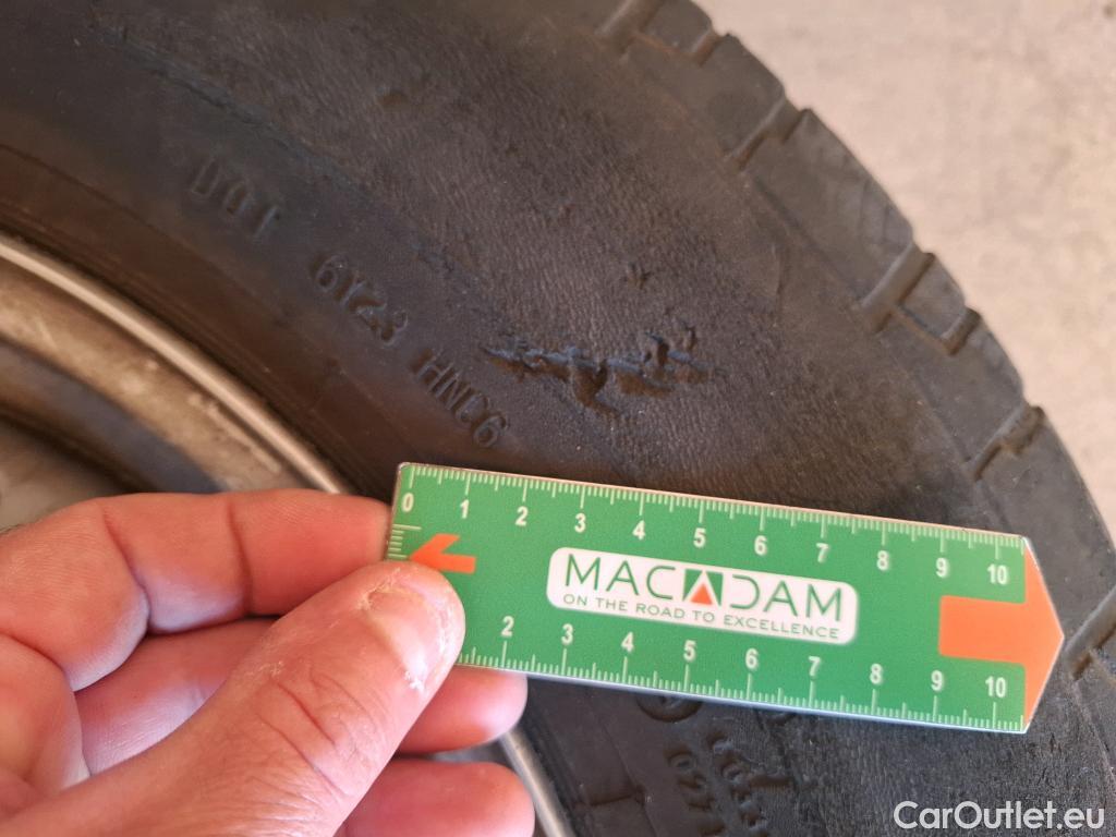  Volkswagen  Crafter  Fourgon Fourgon 35 lang mit Hochdach FWD 2.0 100CV BVM6 #52