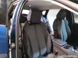  Peugeot  3008 PEUGEOT  / 2020 / 5P / SUV BLUEHDI 130 EAT8 SeS ALLURE #13