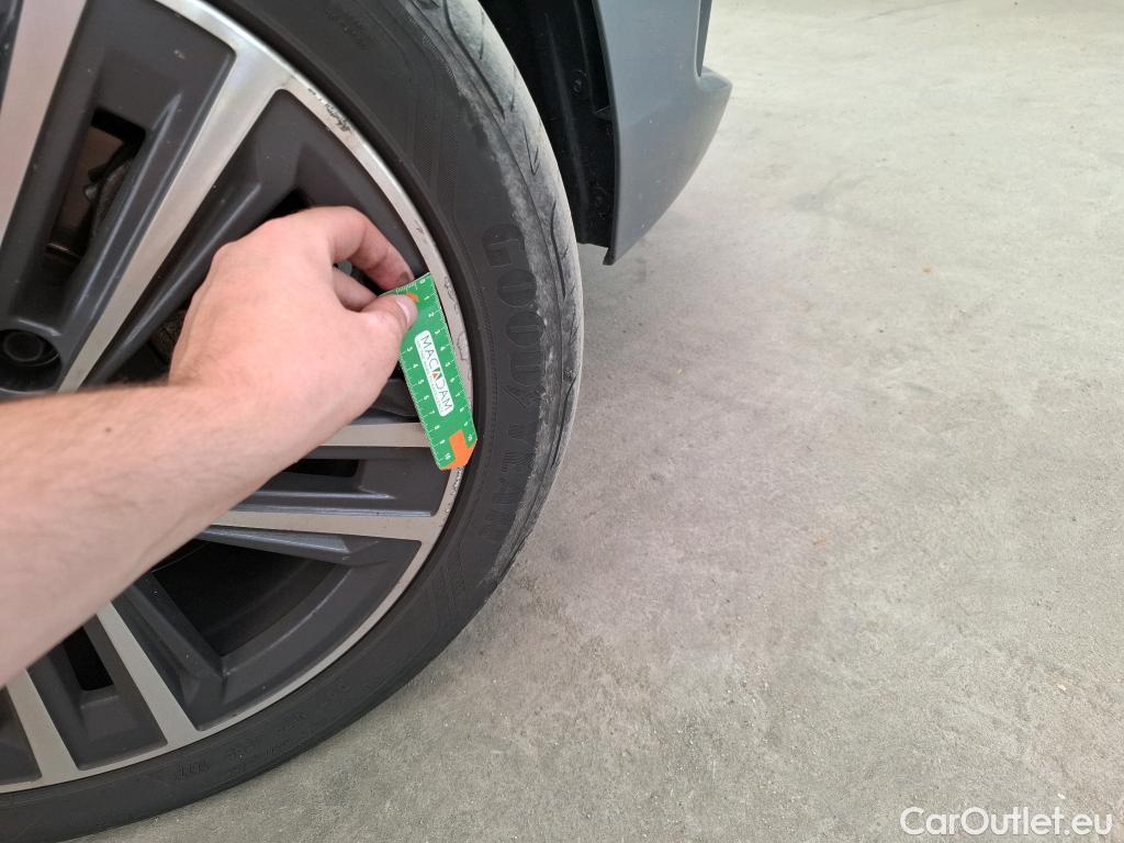  Bmw  Serie 1 1 Berline 116 d Business Design 1.5 115CV BVA7 E6d #30