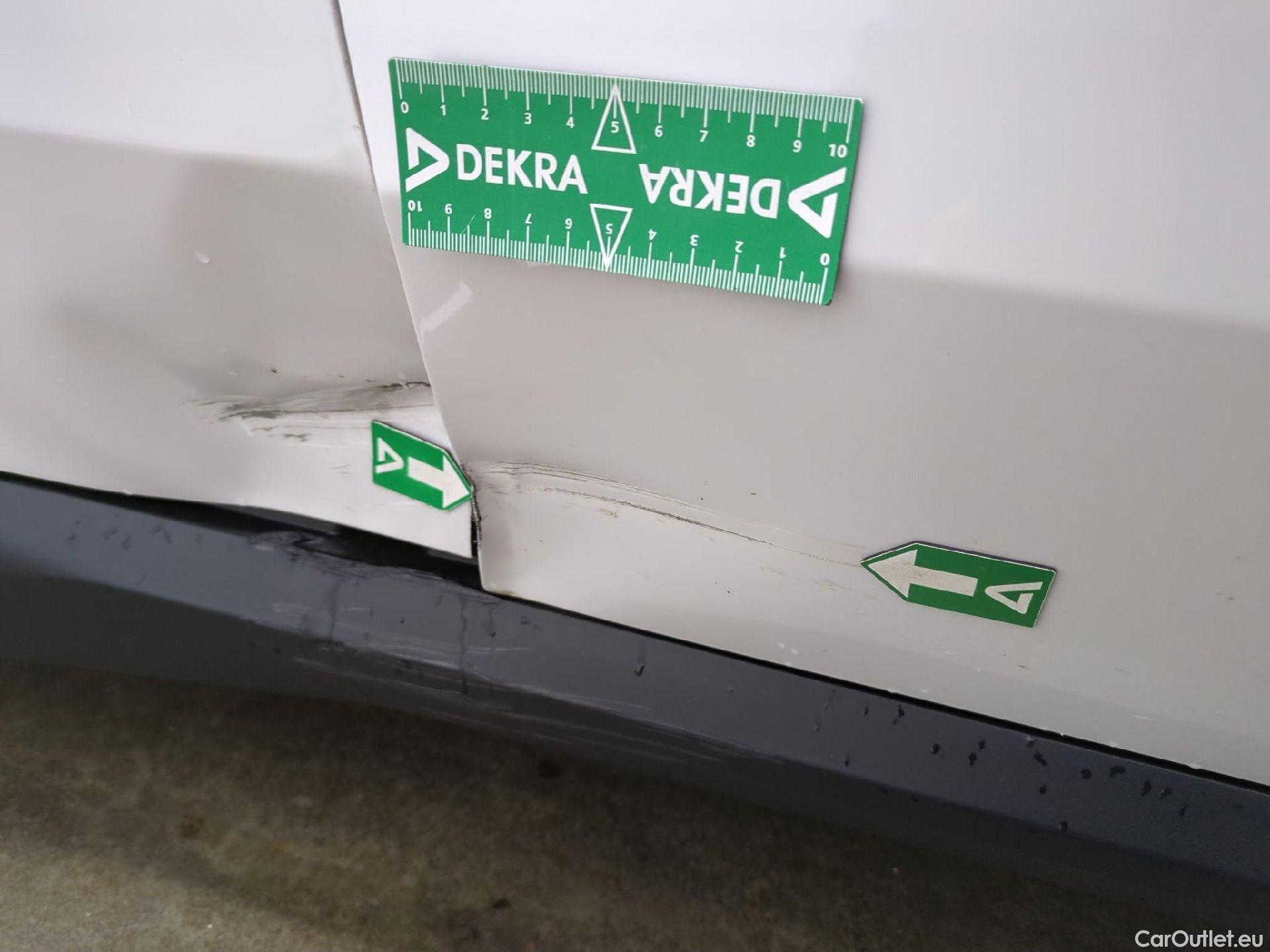  Bmw  X1 BMW  / 2022 / 5P / SUV sDrive20i Business Design DKG7 #17