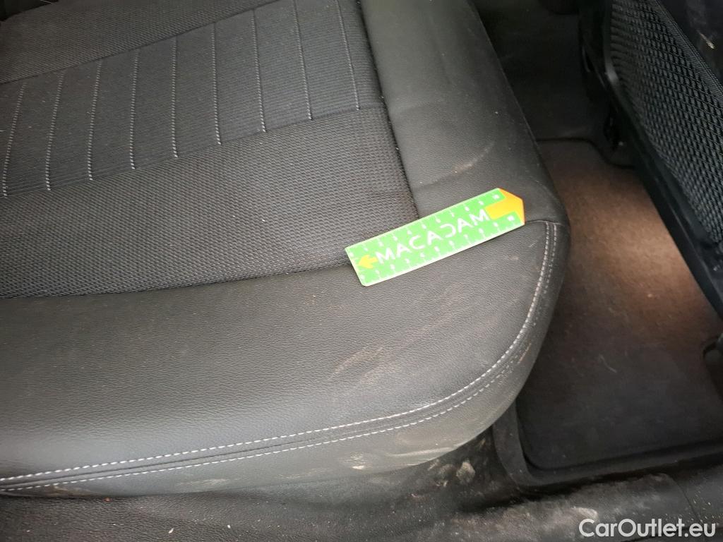  Bmw  Serie 3 BMW Série 3 Touring / 2022 / 5P / Break 320e xDrive 204 Busi Design BVA8 Hybride #8