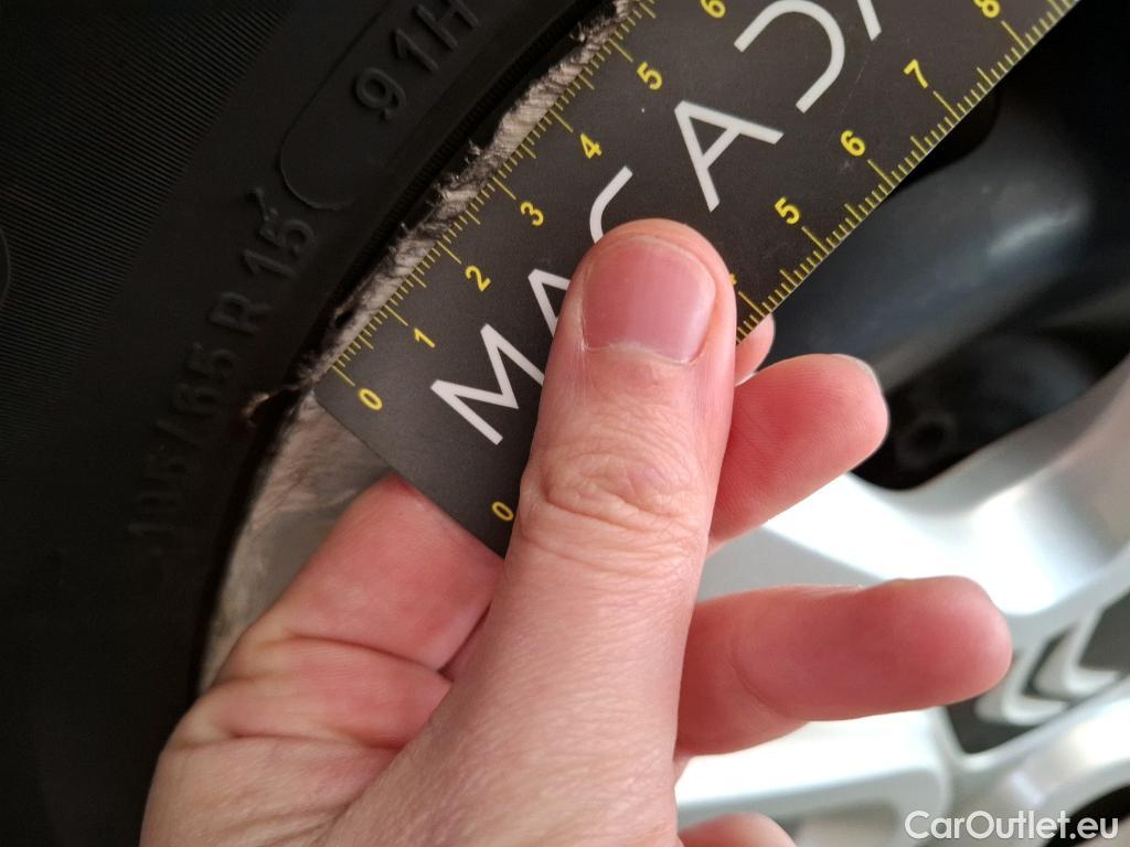  Citroen  C3 CITROEN  5p Berline PureTech 82  BVM Feel Business #7