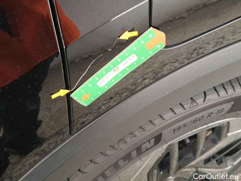  Citroen  C4 CITROEN  X / 2022 / 4P / Berline PureTech 130 S&S EAT8 Feel Pack #9