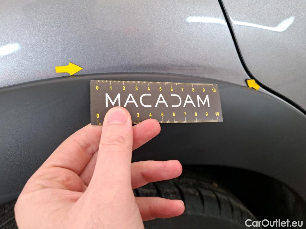  Citroen  C3 CITROEN  5p Berline PureTech 82  BVM Feel Business #2