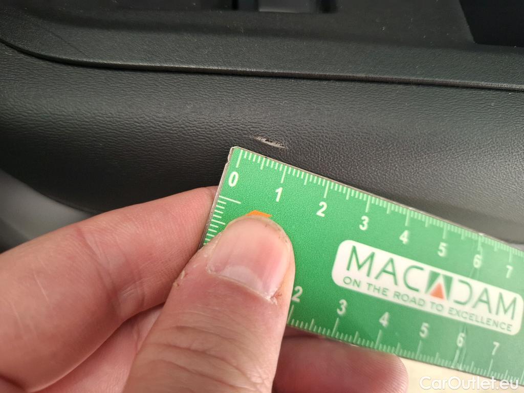  Citroen  C4 CITROEN  X / 2022 / 4P / Berline PureTech 130 S&S EAT8 Feel Pack #5