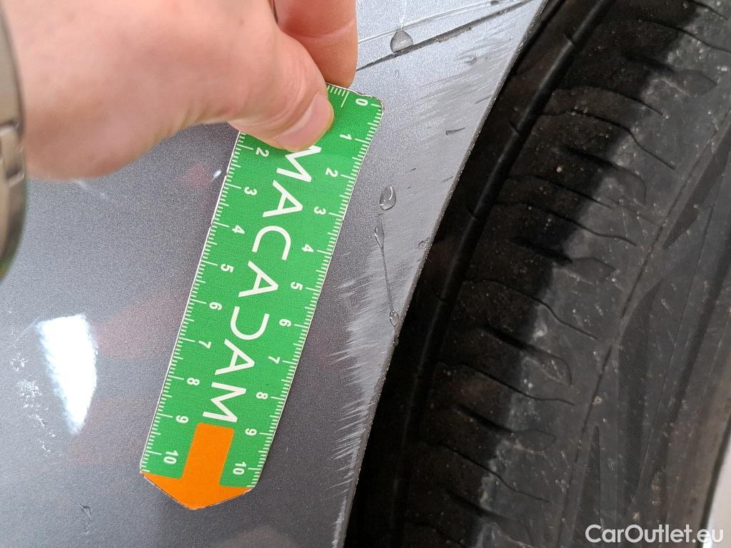  Mercedes  A-Klasse MERCEDES-BENZ Classe A Compact / 2018 / 5P / Berline A 250 e Progressive Line 8G-DCT #2