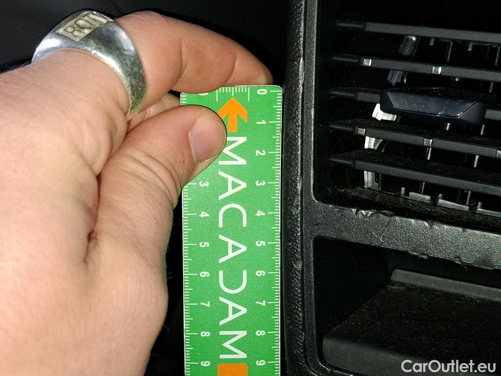  DS  DS7 DS DS 7 Crossback / 2017 / 5P / SUV E-TENSE 4x4 300 Louvre(SL) #40