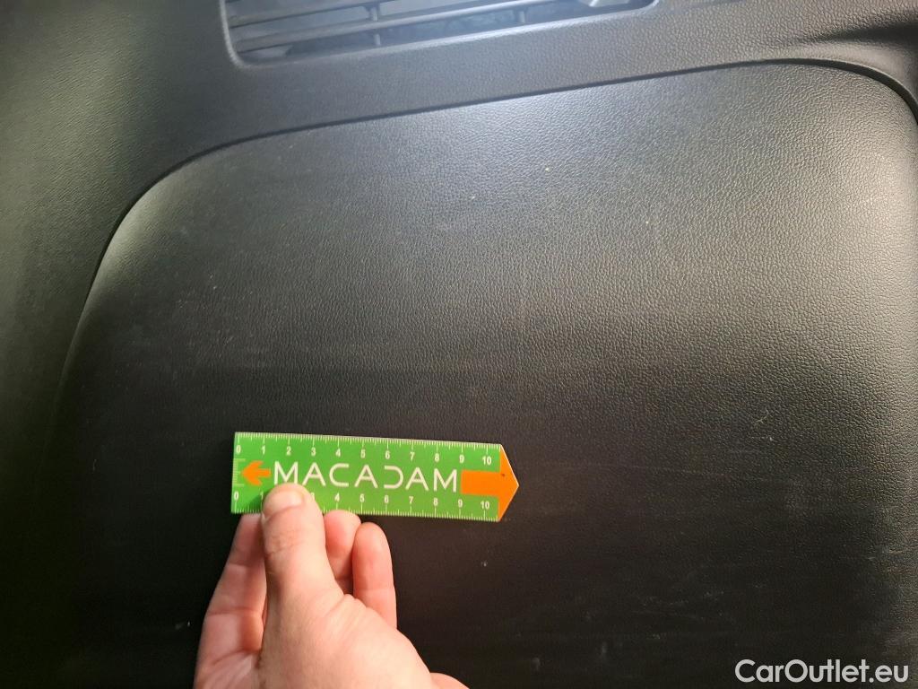  Ford  Kuga FORD  / 2019 / 5P / SUV 2.5 190 hybrid Flexifuel Pshift Titanium #34