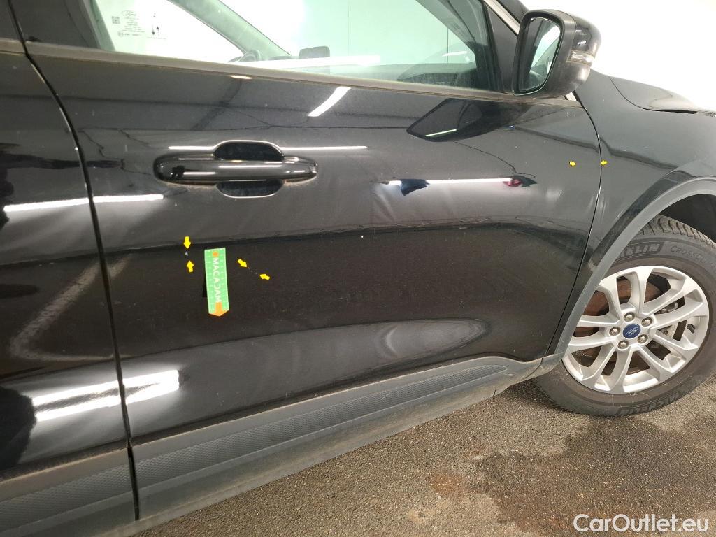  Ford  Kuga FORD  / 2019 / 5P / SUV 2.5 190 hybrid Flexifuel Pshift Titanium #9