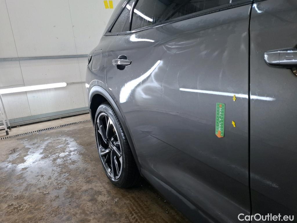  DS  DS7 DS DS 7 Crossback / 2017 / 5P / SUV E-TENSE 4x4 300 Louvre(SL) #1