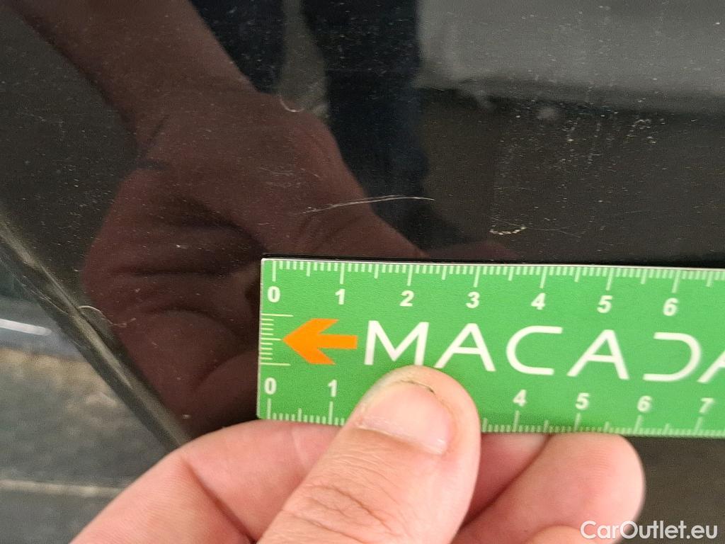  Ford  Kuga FORD  / 2019 / 5P / SUV 2.5 190 hybrid Flexifuel Pshift Titanium #68