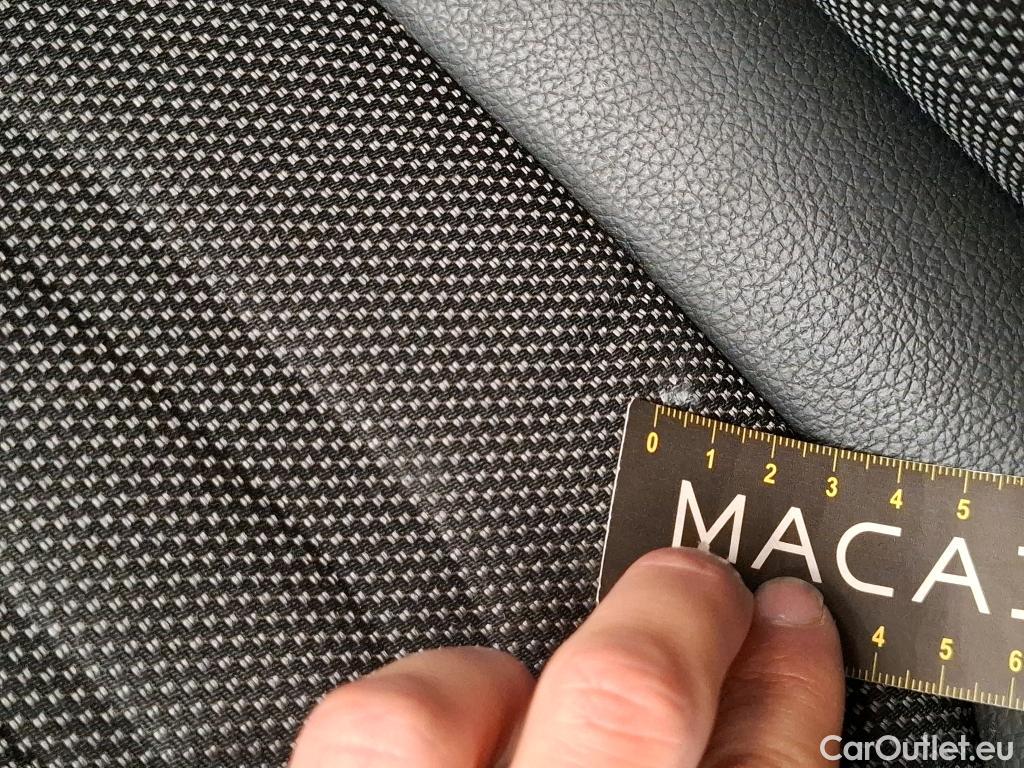  Mercedes  A-Klasse MERCEDESBENZ Classe A Compact  2018  5P  Berline A 180 Style Line #11