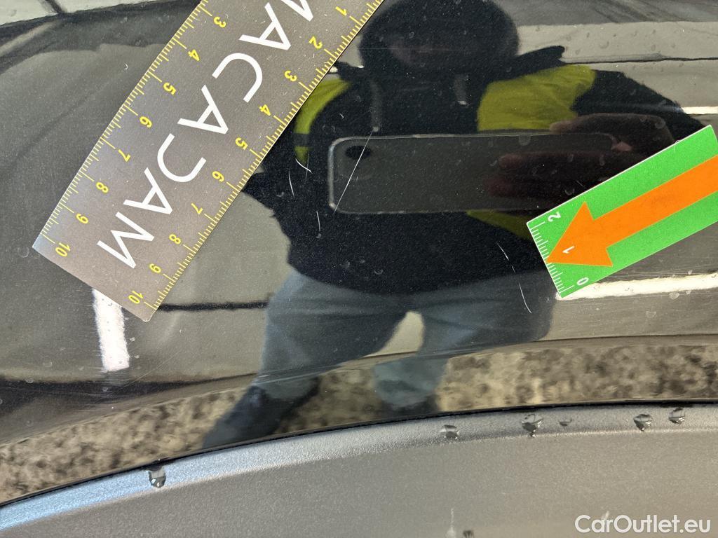  KIA  XCeed KIA  / 2019 / 5P / Crossover 1.6 GDI ISG ISG PHEV ACTIVE BUS DCT6 #13