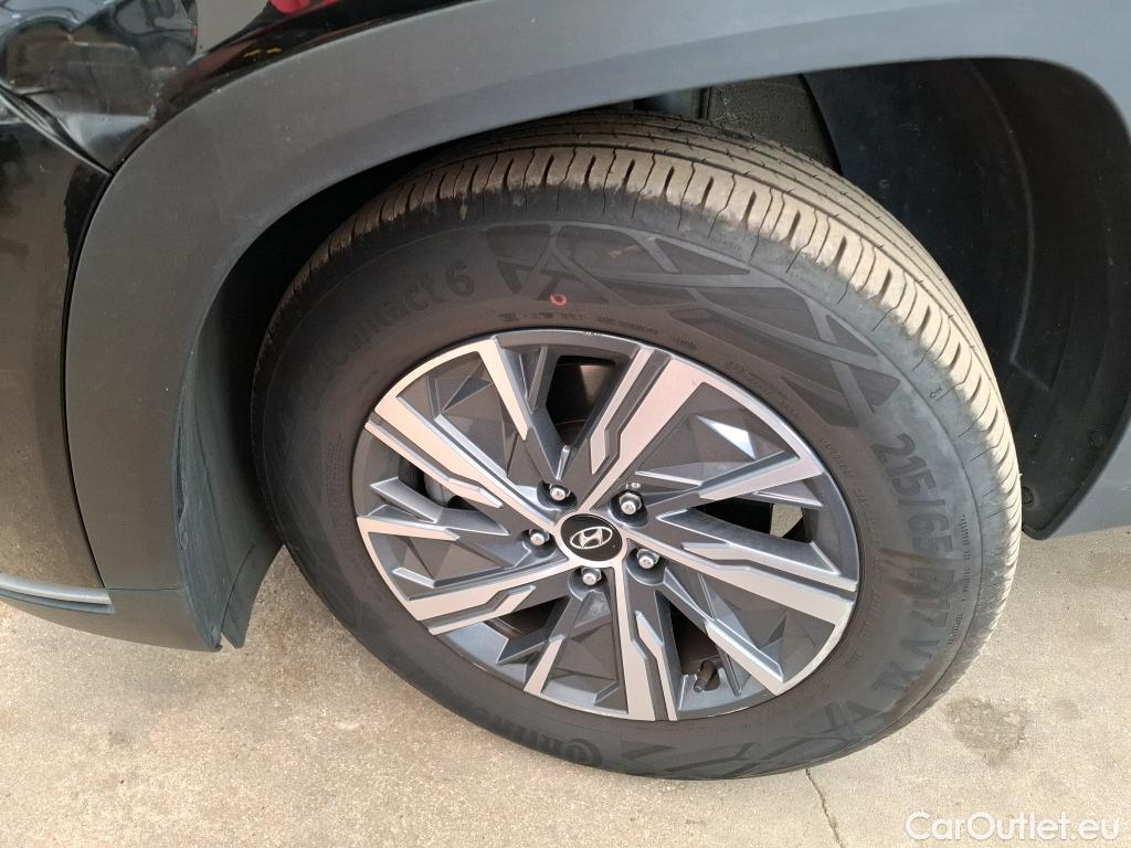  Hyundai  Tucson HYUNDAI  / 2020 / 5P / SUV 1.6 HYBRID 230 BUSINESS #9