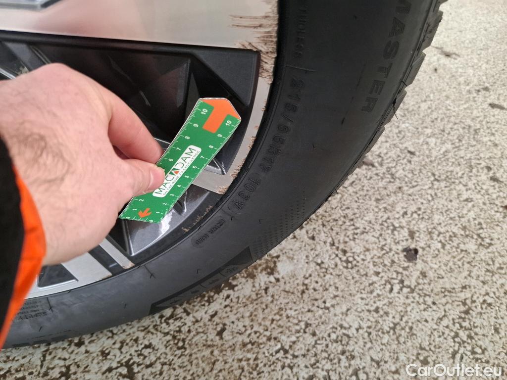  Hyundai  Tucson  Business Mild-Hybrid 2WD 1.6 CRDI 135CV BVA7 E6d #7