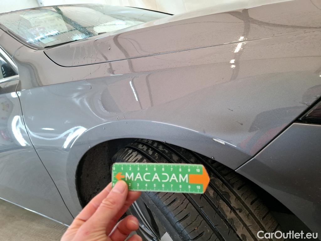  Mercedes  A-Klasse MERCEDES-BENZ Classe A Compact / 2018 / 5P / Berline A 250 e Progressive Line 8G-DCT #14