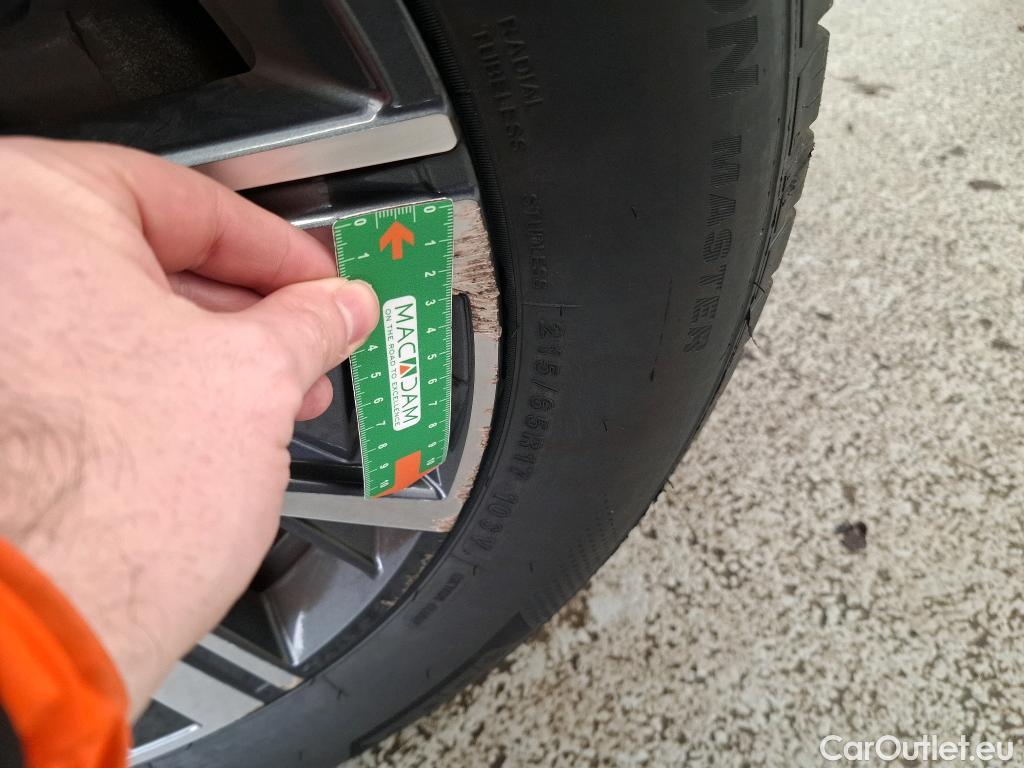  Hyundai  Tucson  Business Mild-Hybrid 2WD 1.6 CRDI 135CV BVA7 E6d #6