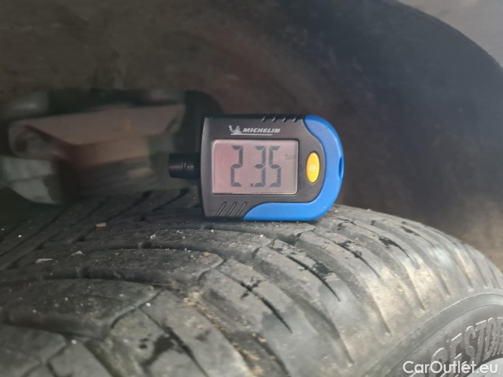  KIA  Sportage KIA  / 2021 / 5P / SUV 1.6 T-GDI 265 PHEV AUTO 4WD ACTIVE BUSIN #10