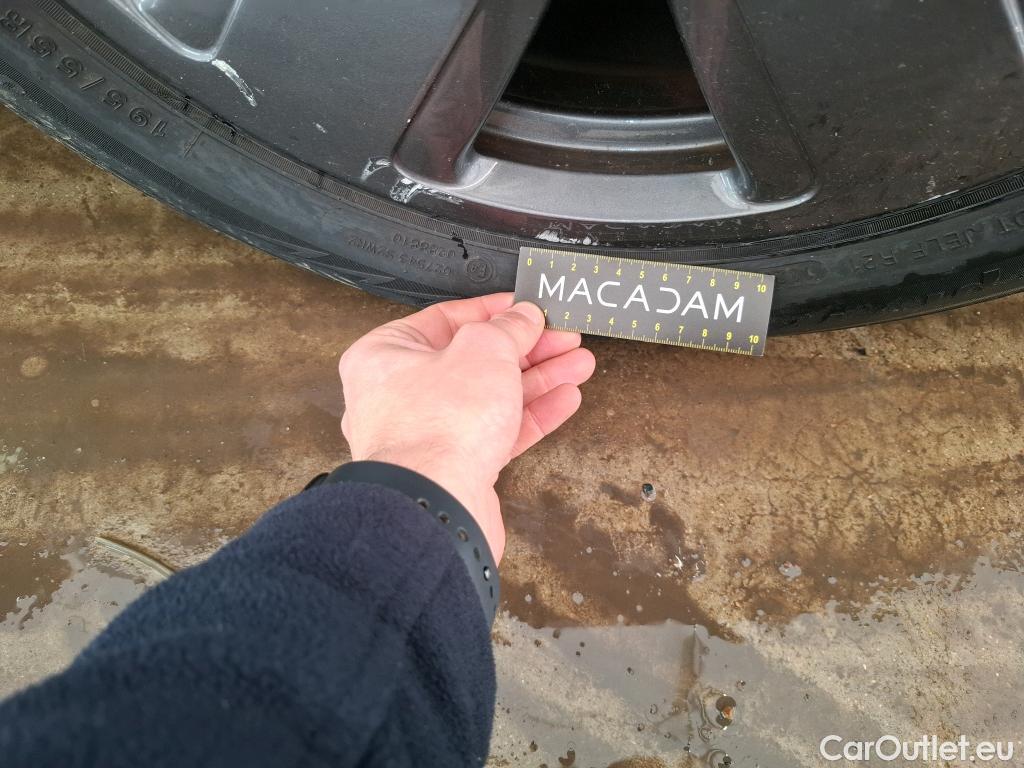  Mini  Mini   / 2014 / 3P / Berline Cooper SE Finition Business 184 ch BVA #22