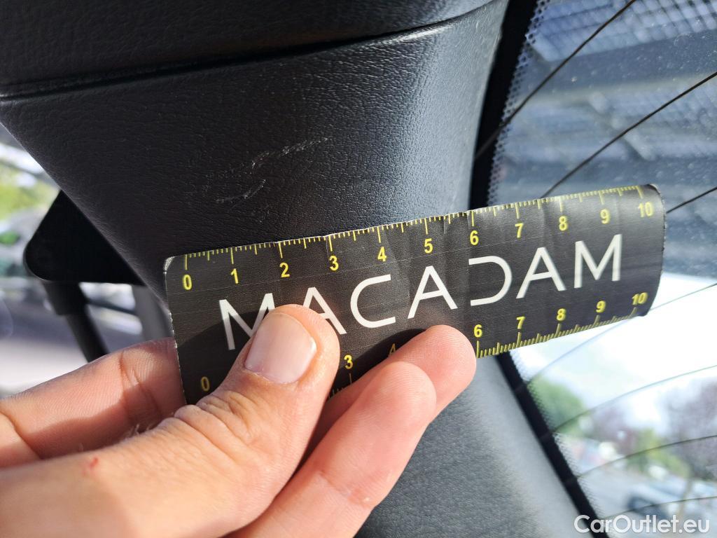  Land Rover  Discovery NISSAN Juke / 2019 / 5P / Crossover DIG-T 114 BVM6 Business Edition #4