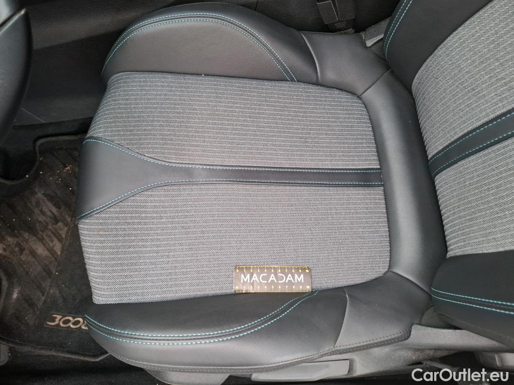  Peugeot  3008  II Allure 1.2 PureTech 130CV BVM6 E6d #1