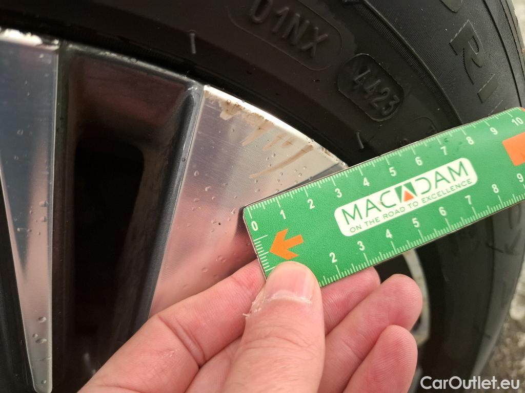  Peugeot  2008  Allure Business 1.2 PureTech 130CV BVM6 E6dT #10